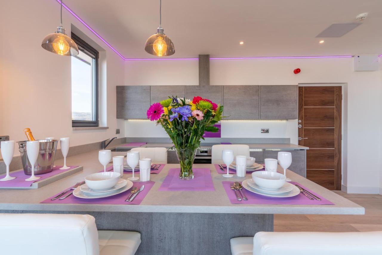 צ'לטנהם Central Penthouse With Hot Tub & Views 22 מראה חיצוני תמונה
